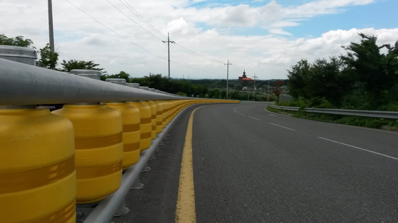 Rolling Guardrail Barrier _Median strips_